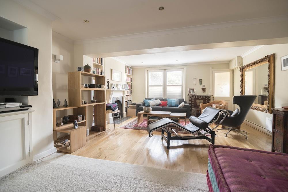 Stylish Family Home In Battersea Vr Лондон Екстер'єр фото